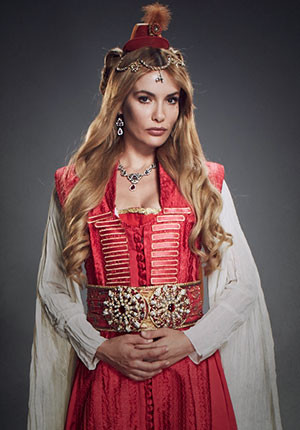 Botokslu sultan Gamze Özçelik