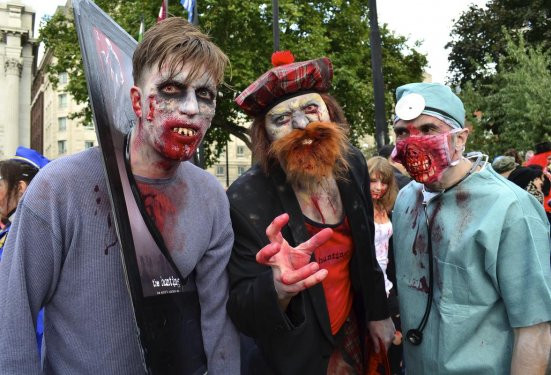 Dünya zombi gününden kareler