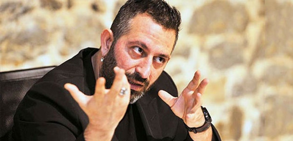 Cem Yılmazdan bir ilk