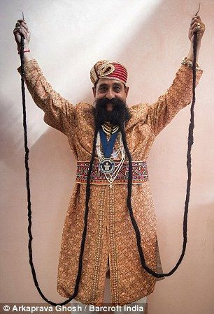 İşte dünyanın en uzun bıyığı