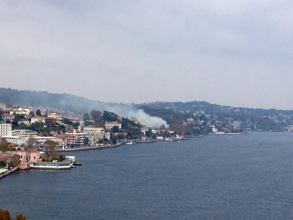 İstanbul Emirgandaki Süt-İş yanıyor
