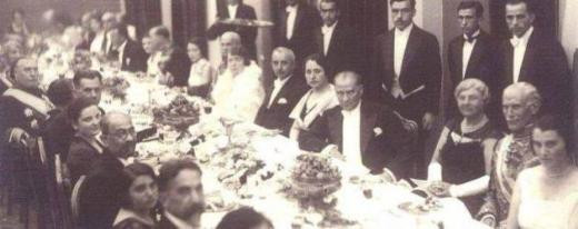 Atatürk sofradan yarıaç kalkardı