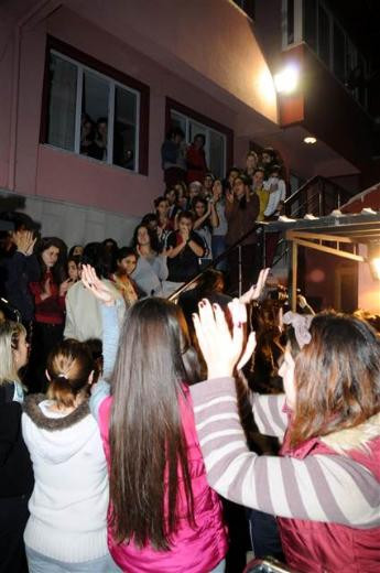 Öğrencilerden yurt protestosu