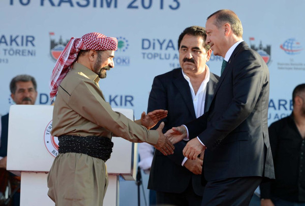 Erdoğan, Barzani ve Perverle sahnede