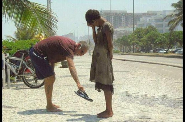İnsanlık ölmemiş dedirten 35 fotoğraf