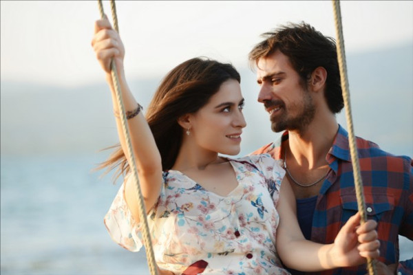 Belçim ve Beren karşı karşıya