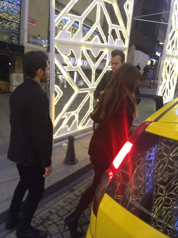 Ayşe Özyılmazel şaşırttı