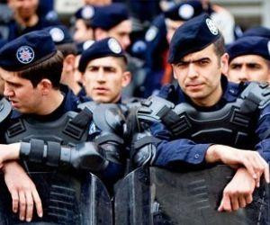 Operasyonlarla yatıp kalkıyoruz