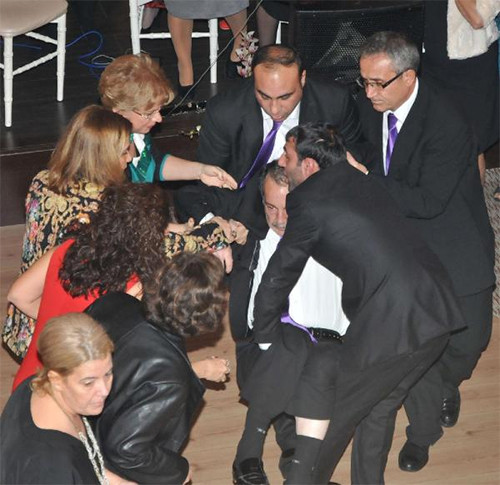Konserde klarnet çalarken kalbi durdu ve...