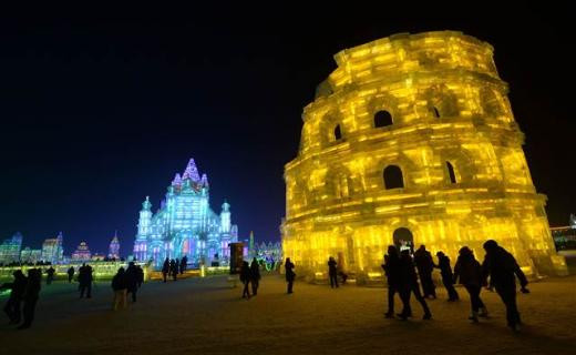 15’inci Uluslararası Harbin Buz ve Kar Festivali başladı