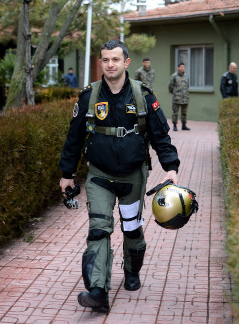 Solotürkten tarihi gösteri