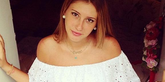 Acundan sevgilisine tapulu hediye