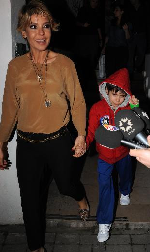 Anne getirdi baba götürdü