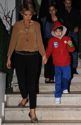 Anne getirdi baba götürdü