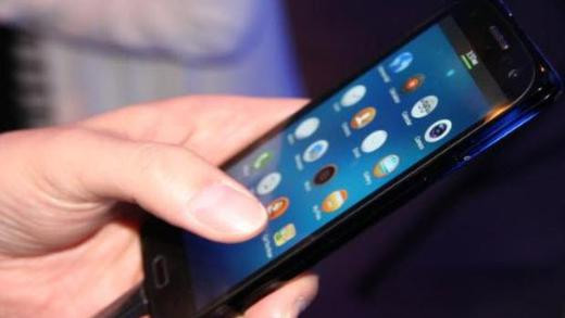Galaxy S5 değil Tizen geliyor