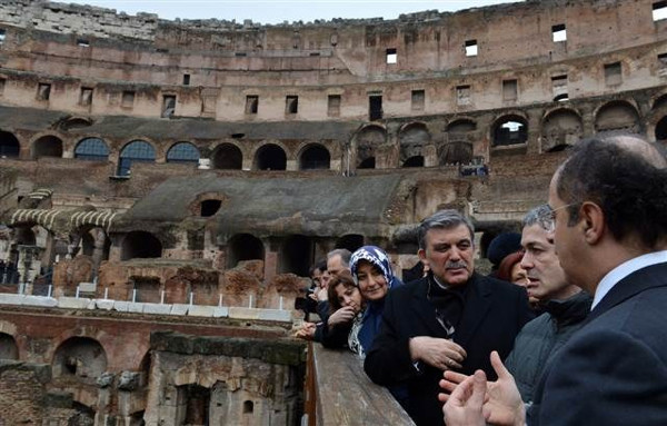 Cumhurbaşkanı Gül, Kolezyum’u gezdi