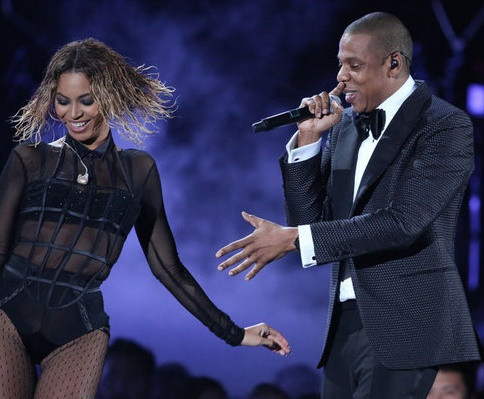 Beyoncenin 10 milyon dolarlık elleri