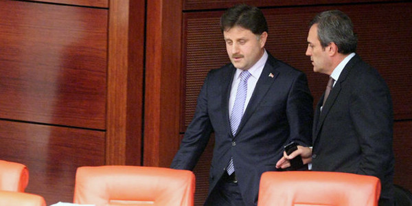 Anan yaşındayım bana nasıl sana ne dersin