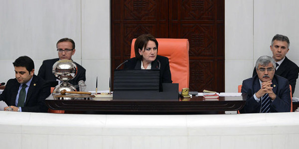 Anan yaşındayım bana nasıl sana ne dersin