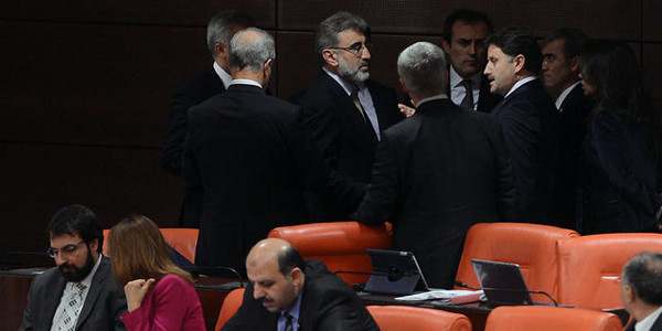 Anan yaşındayım bana nasıl sana ne dersin