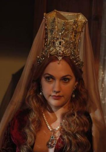 Hürrem dönüyor!