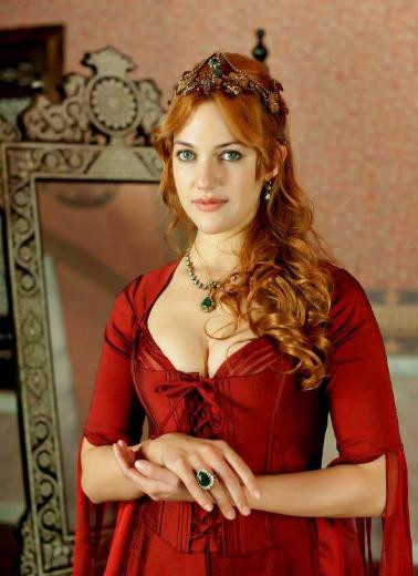 Hürrem dönüyor!