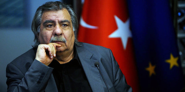 Tatlıses racon kesti!