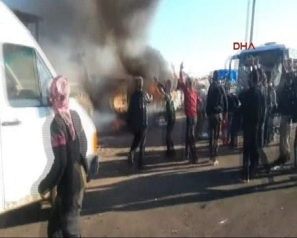 Sınır kapısı yakınında patlama!.. 20 ölü!