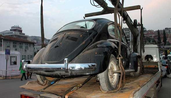 63 model Volkswagen'i çalıp böyle sakladı!