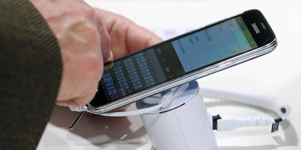 'Galaxy S5'i alan büyük hata yapar!'