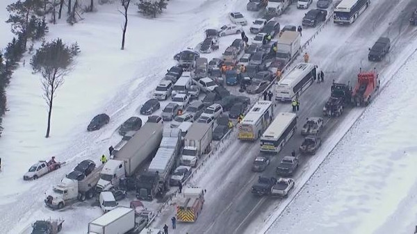 Toronto'da zincirleme kaza