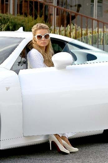 Paris Hilton'un arabaları