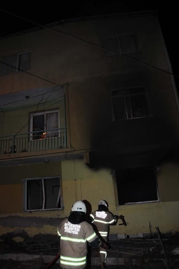 İzmir'de olaylı gece!
