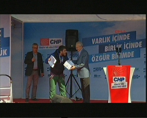 Kılıçdaroğlu'na ayakkabı kutusu