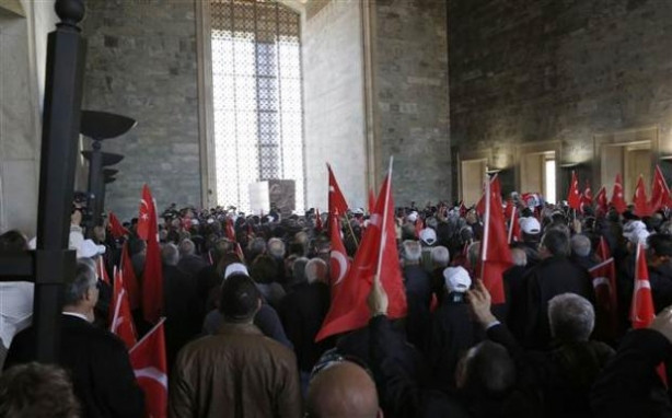 Astsubaylardan Anıtkabir çıkarması