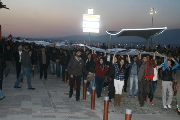 Erdoğan’a miting meydanında protesto
