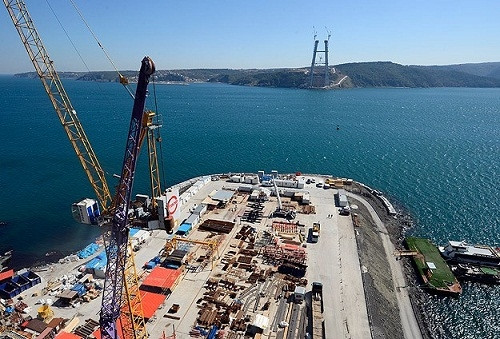 3. Boğaz Köprüsü'nün kuleleri eşitlendi