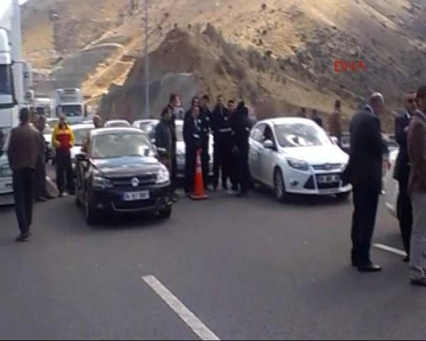 Jandarma timlerine saldırı: 2 şehit