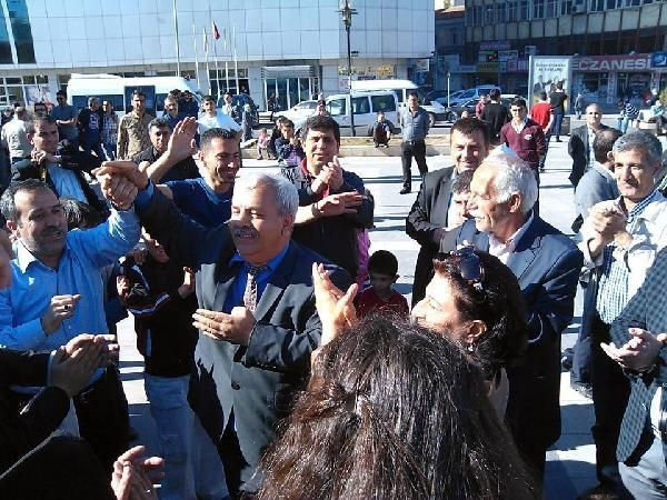 Bu mitinge sadece 25 kişi geldi!