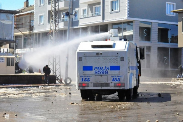 Bitlis Ahlat'ta hile iddiası sokakları karıştırdı!