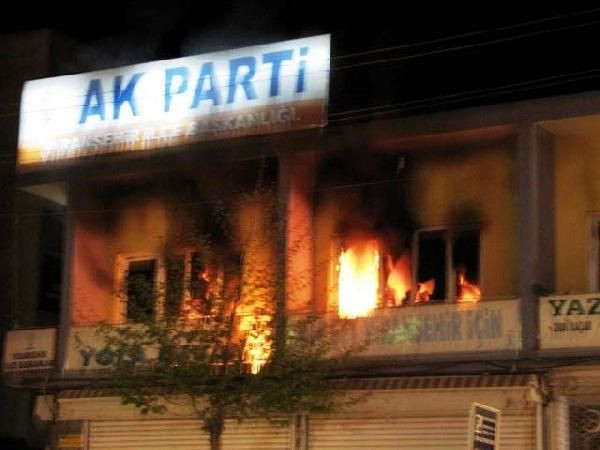 Viranşehir'de gergin gece