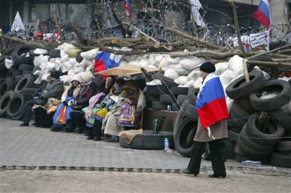 Donetsk'teki göstericiler devlet binalarından çıkmıyor