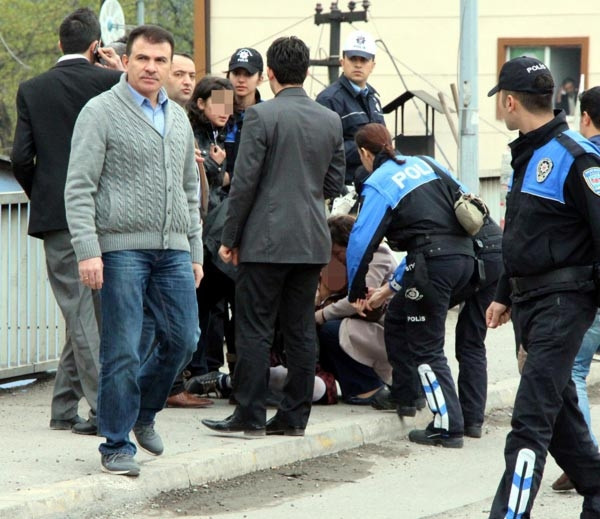 'Annem öldü, babam öldürdü'