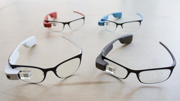 Google Glass' bugün satışa çıkıyor