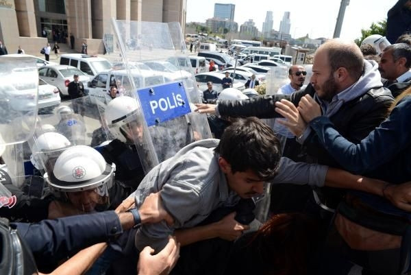 'Gezi parkı olayları davası' sonrası arbede