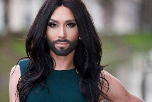 Conchita Wurst'a 'Eurovision'dan çekil' baskısı
