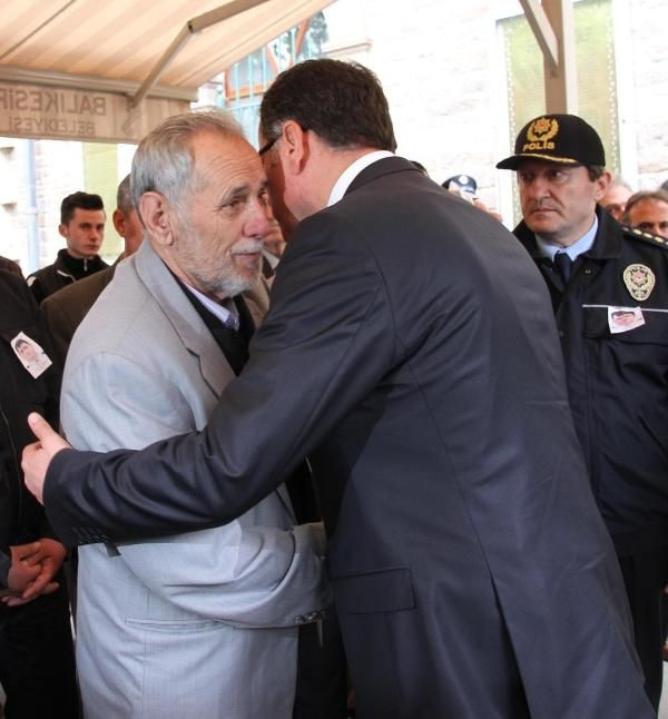 Şehit polise son görev