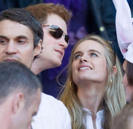 Prens Harry ve Cressida Bonas ayrıldı