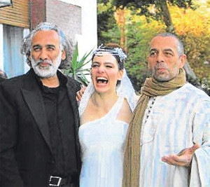 "Göğüslerim süt ve sevgiyle dolu"
