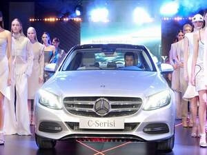 Mercedes'ten yepyeni 2 araba
